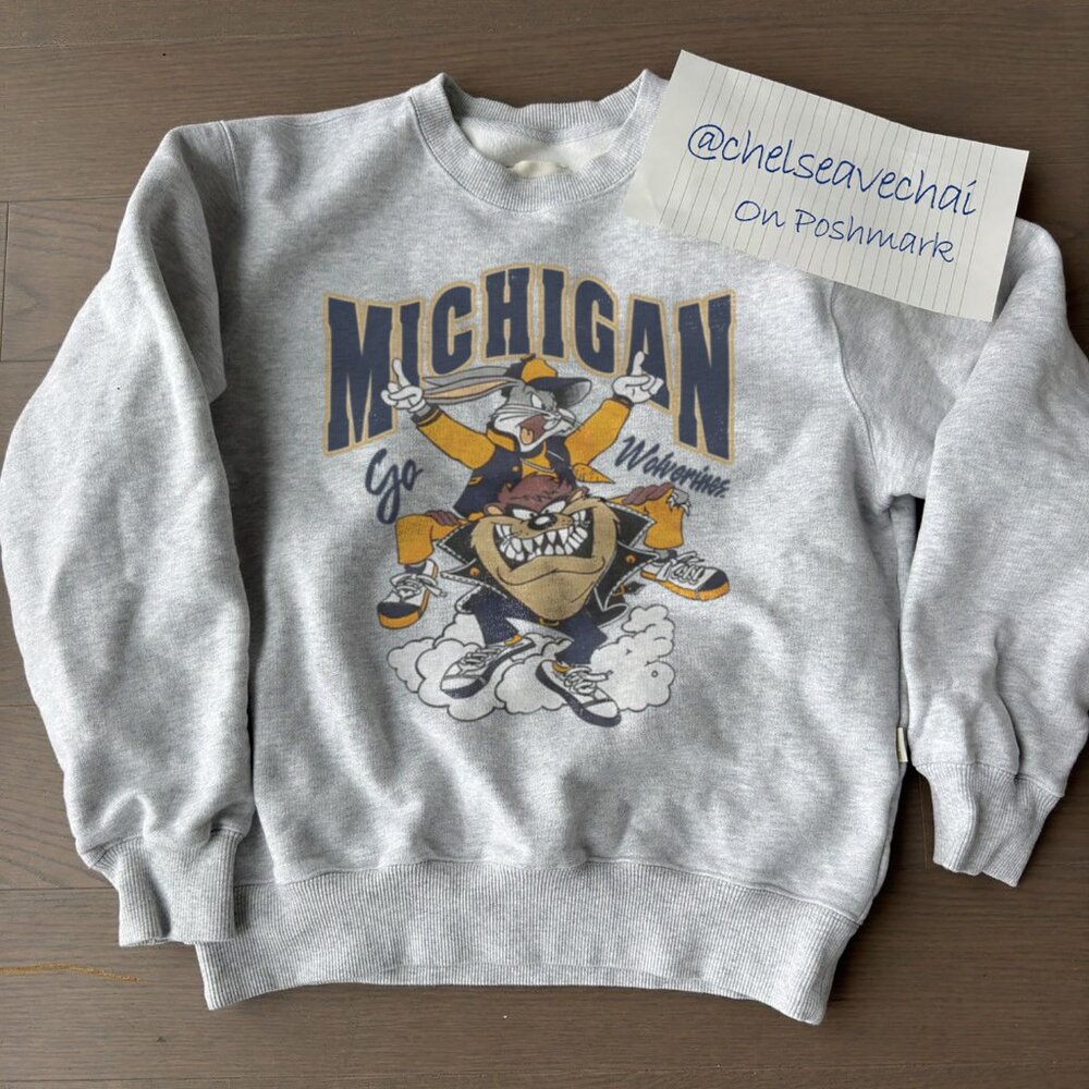 Retro 90s University of Michigan Wolverines Looney Tunes Football Sweatshirt